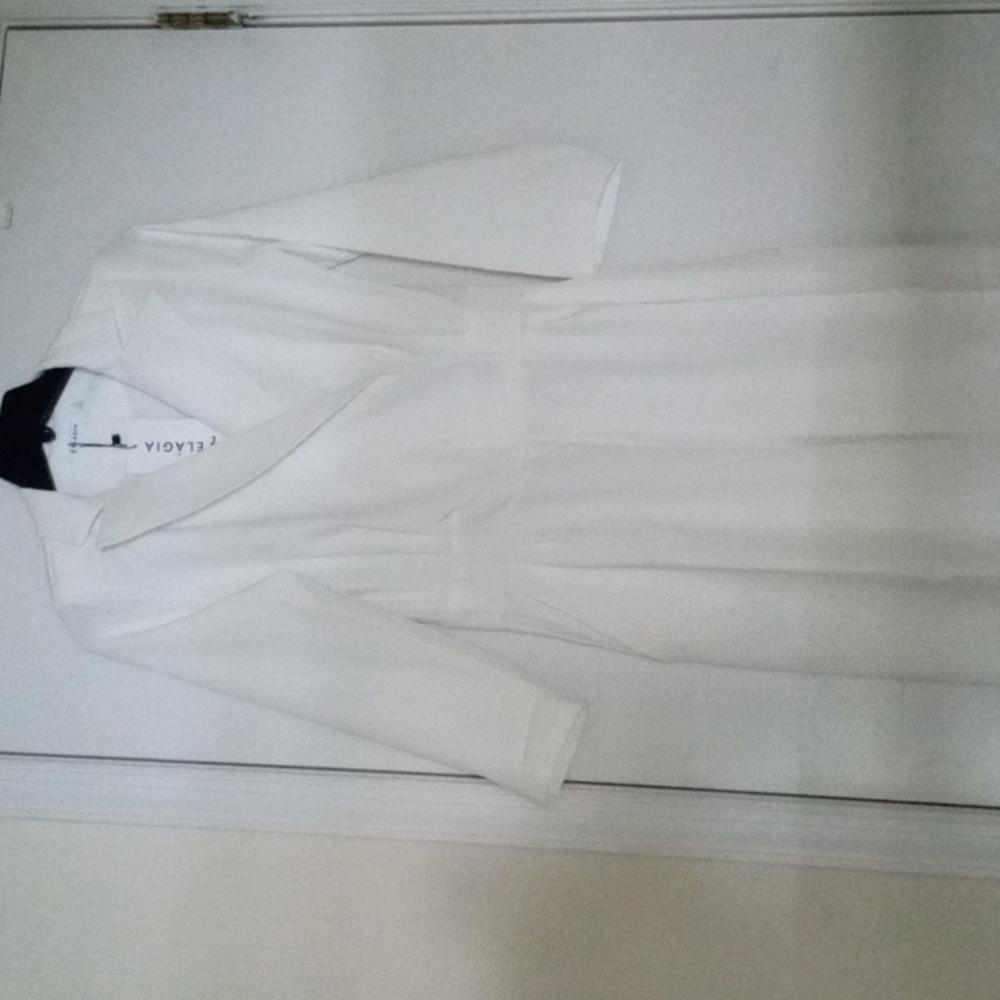 WHITE LONG SLEEVE V NECK JUMPSUIT M/L - Picture 4 of 5